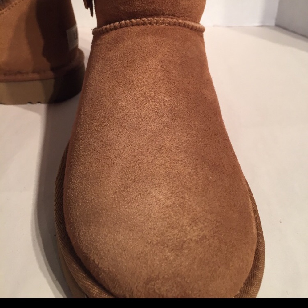 New UGG Mini Bailey Chestnut Poppy Suede Boots - Picture 5 of 8